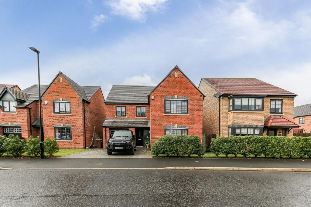 Stable Close, Moorfields, NE12