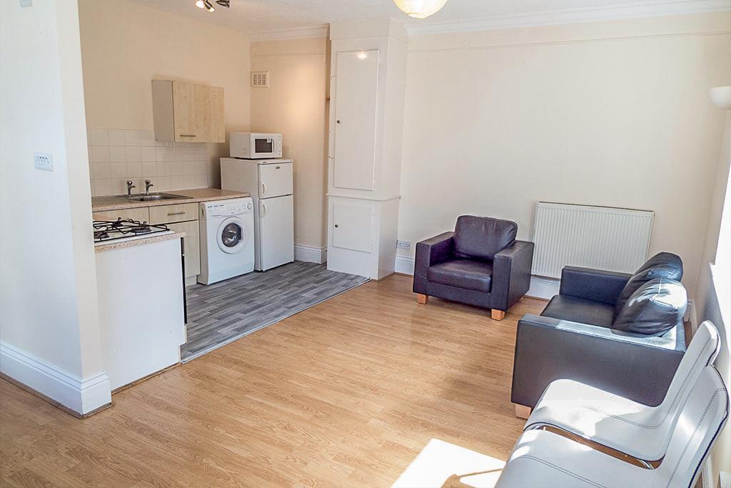 £695pcm – Westgate Road, City Centre