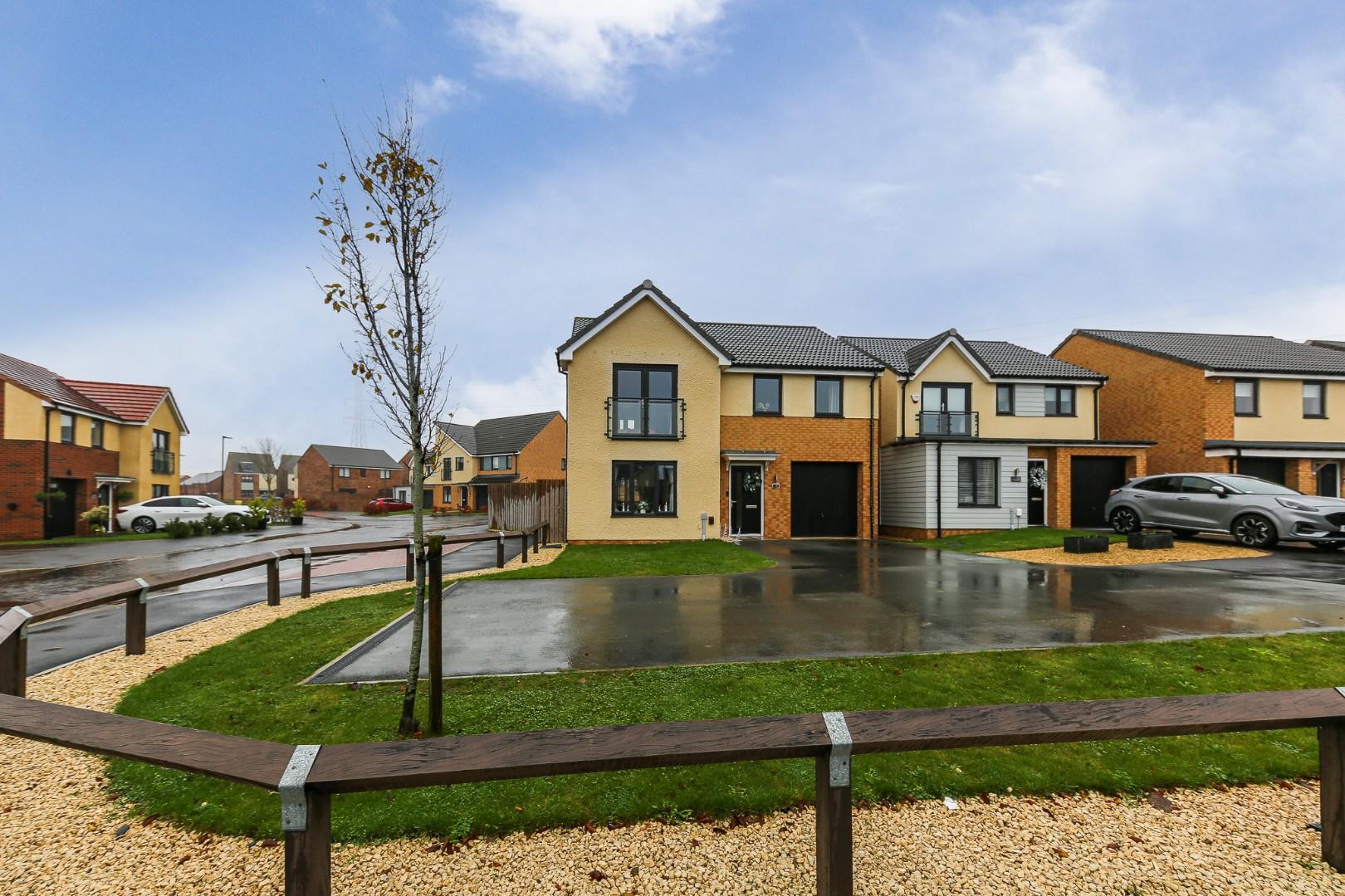 Alexander Hudson Estates property exterior