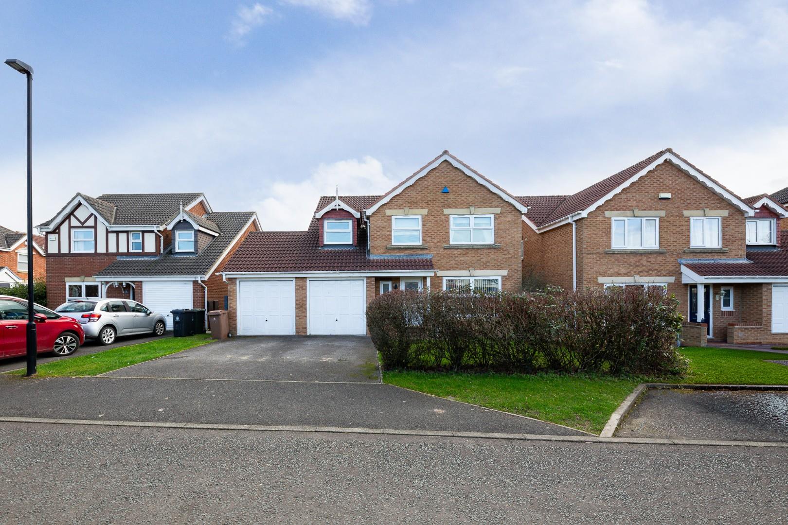 St. Bedes Walk, Holystone, NE27