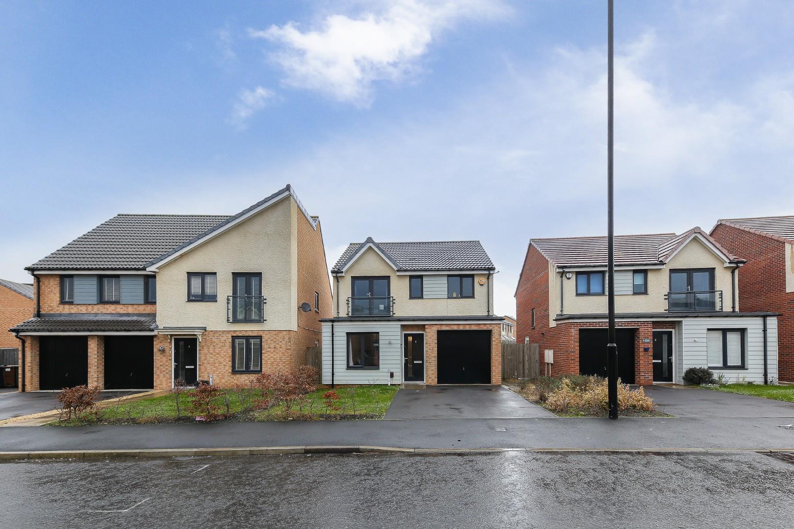 Cornmill Crescent, Holystone, NE27