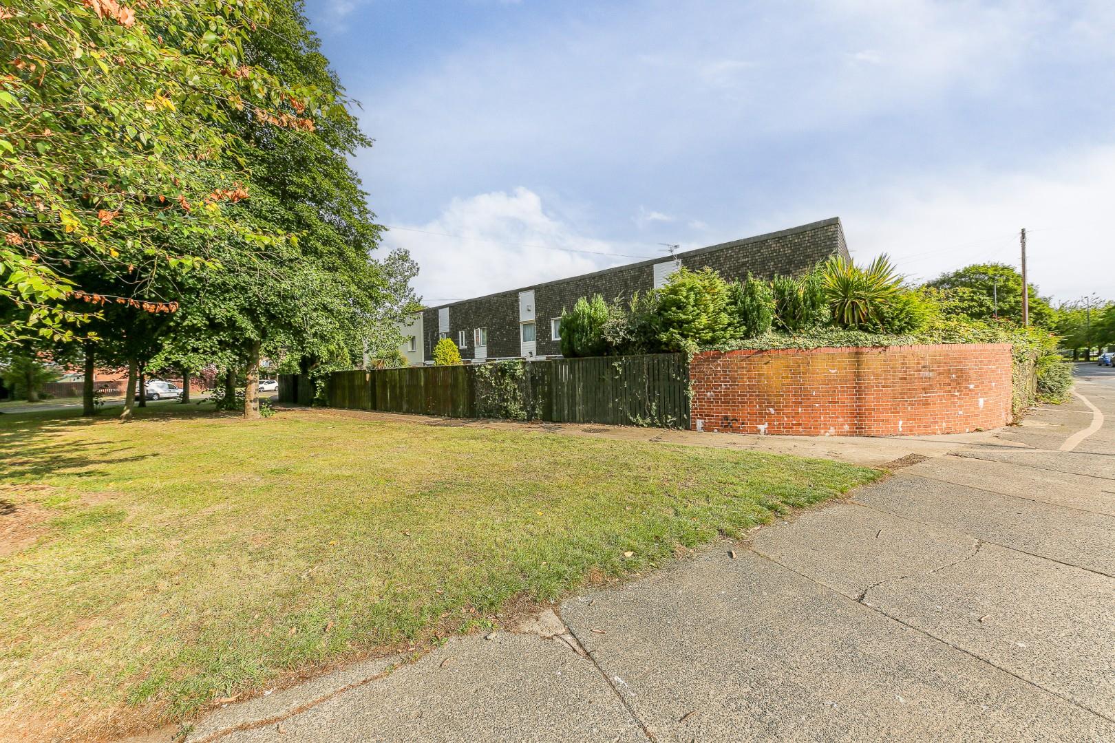 Rowanberry Road, Longbenton, NE12