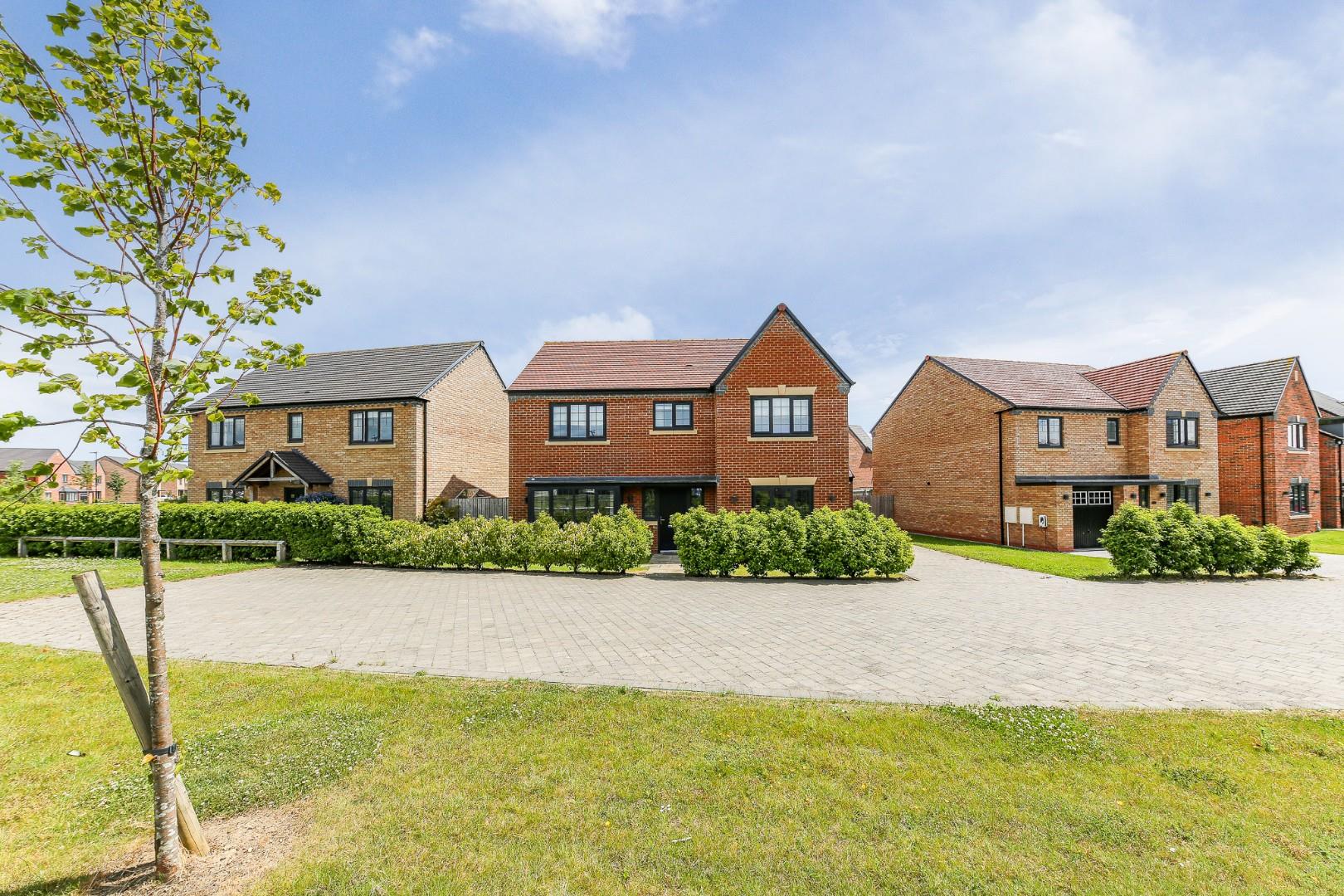 White House Drive, Moorfields, NE12