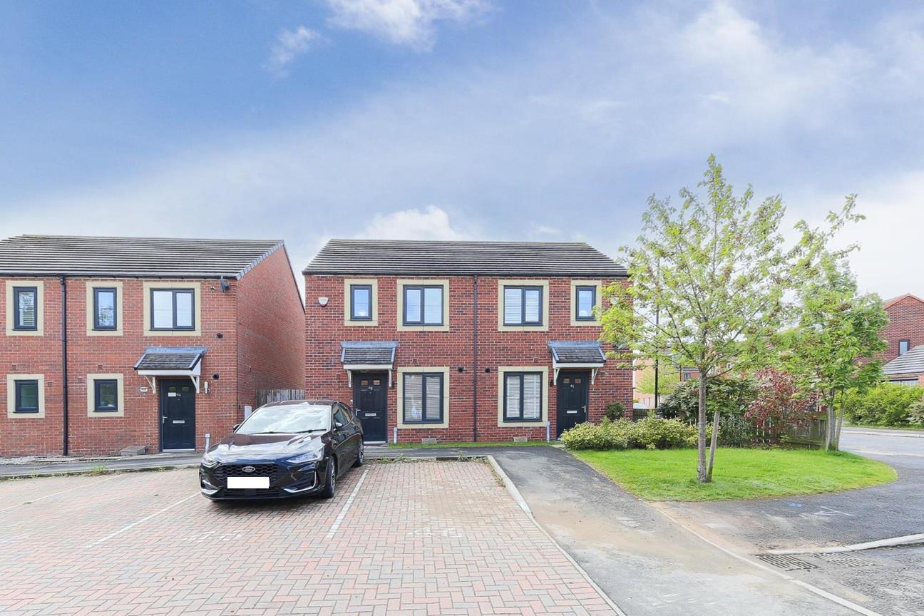 Darsley Gardens, Benton, NE12