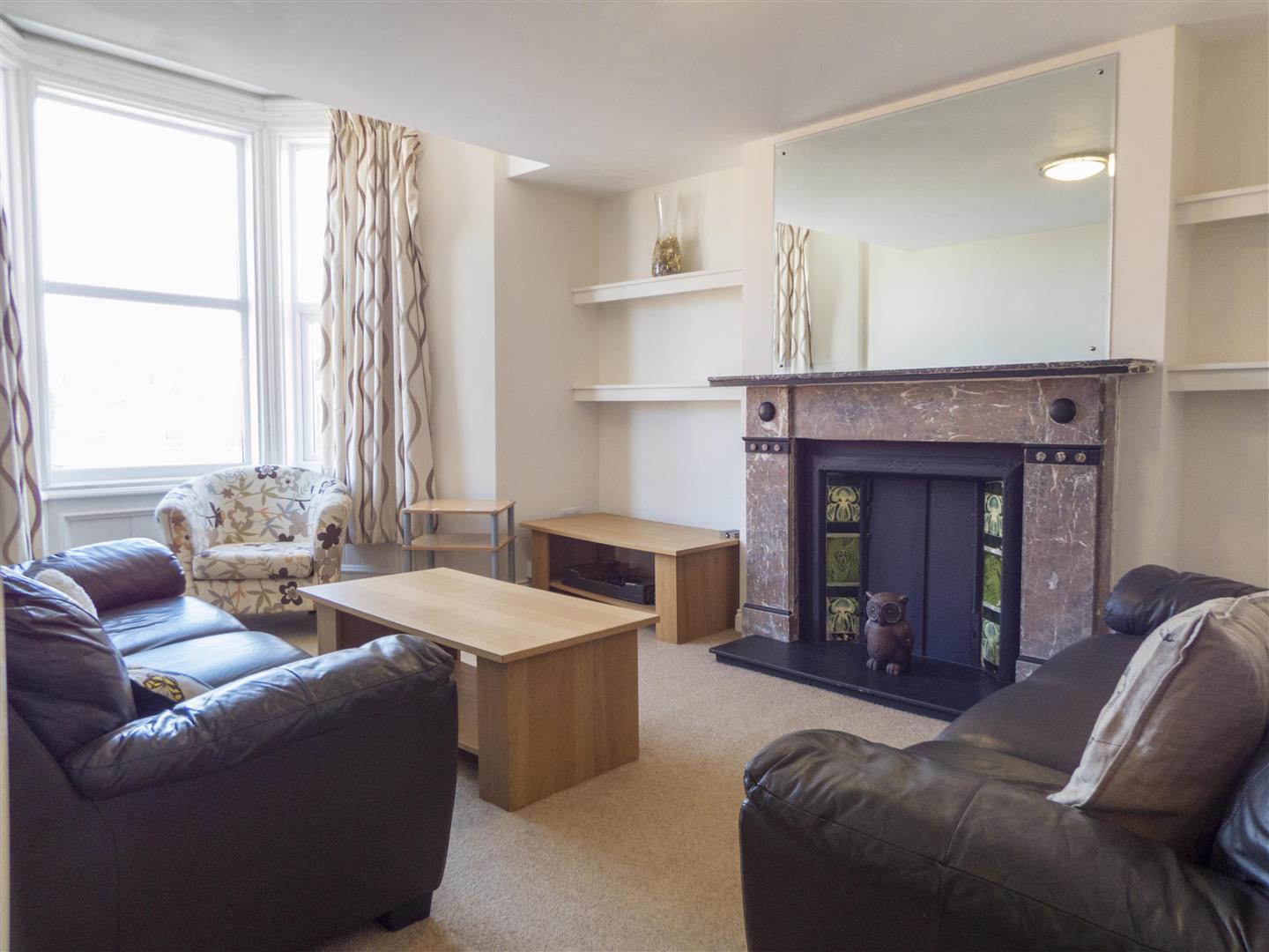 Lonsdale Terrace – 6 Bedrooms – £165PPPW