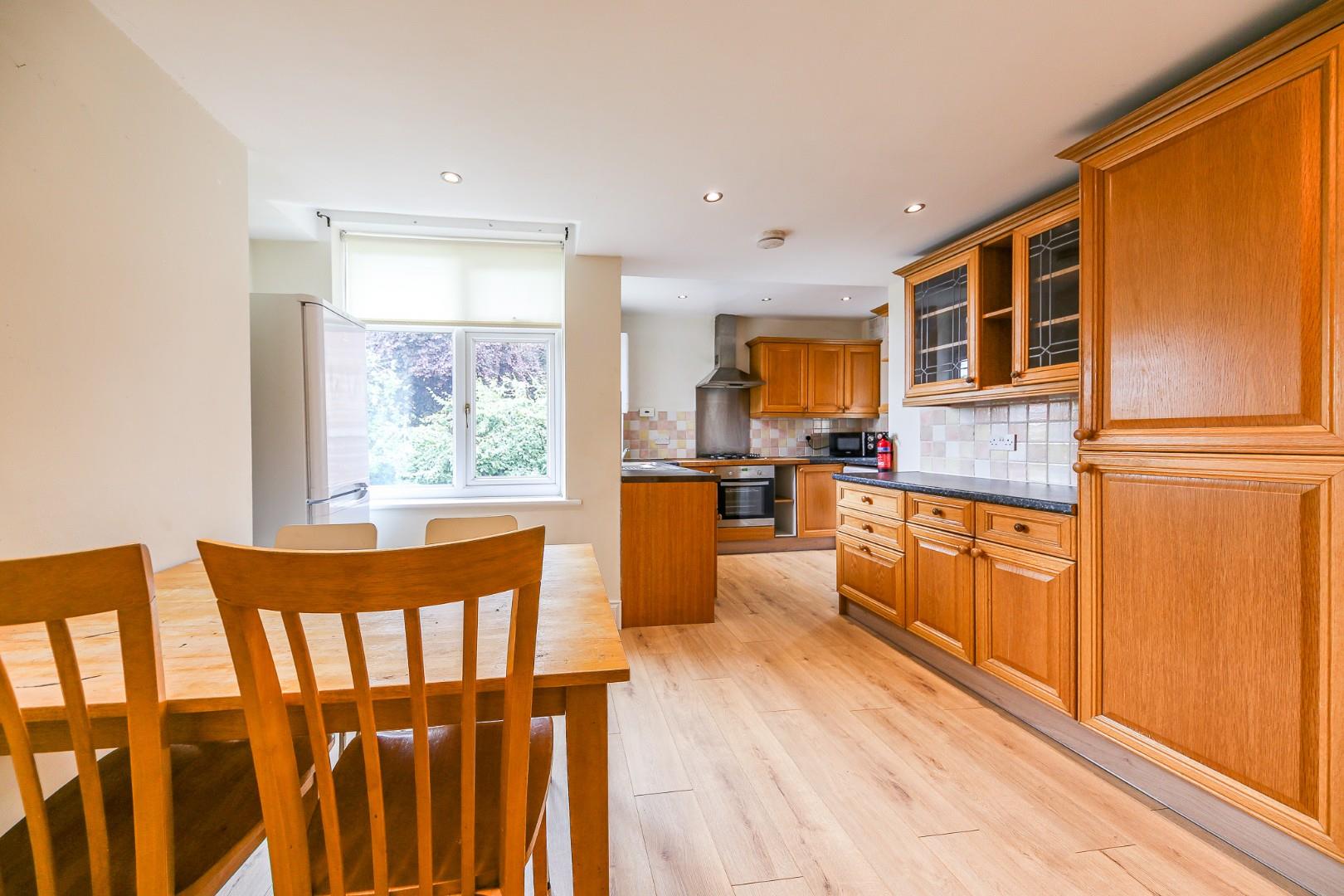 Cavendish Road – 5 Bedrooms – 165PPPW