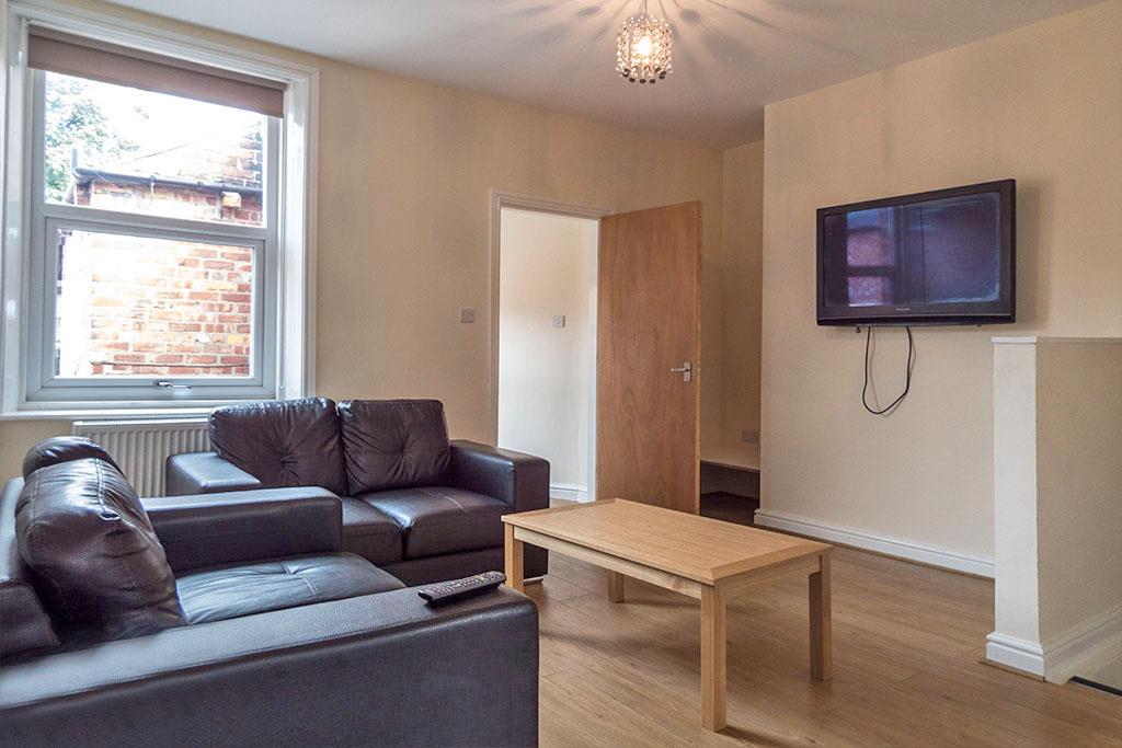 Shortridge Terrace – 3 Bedrooms – £120PPPW