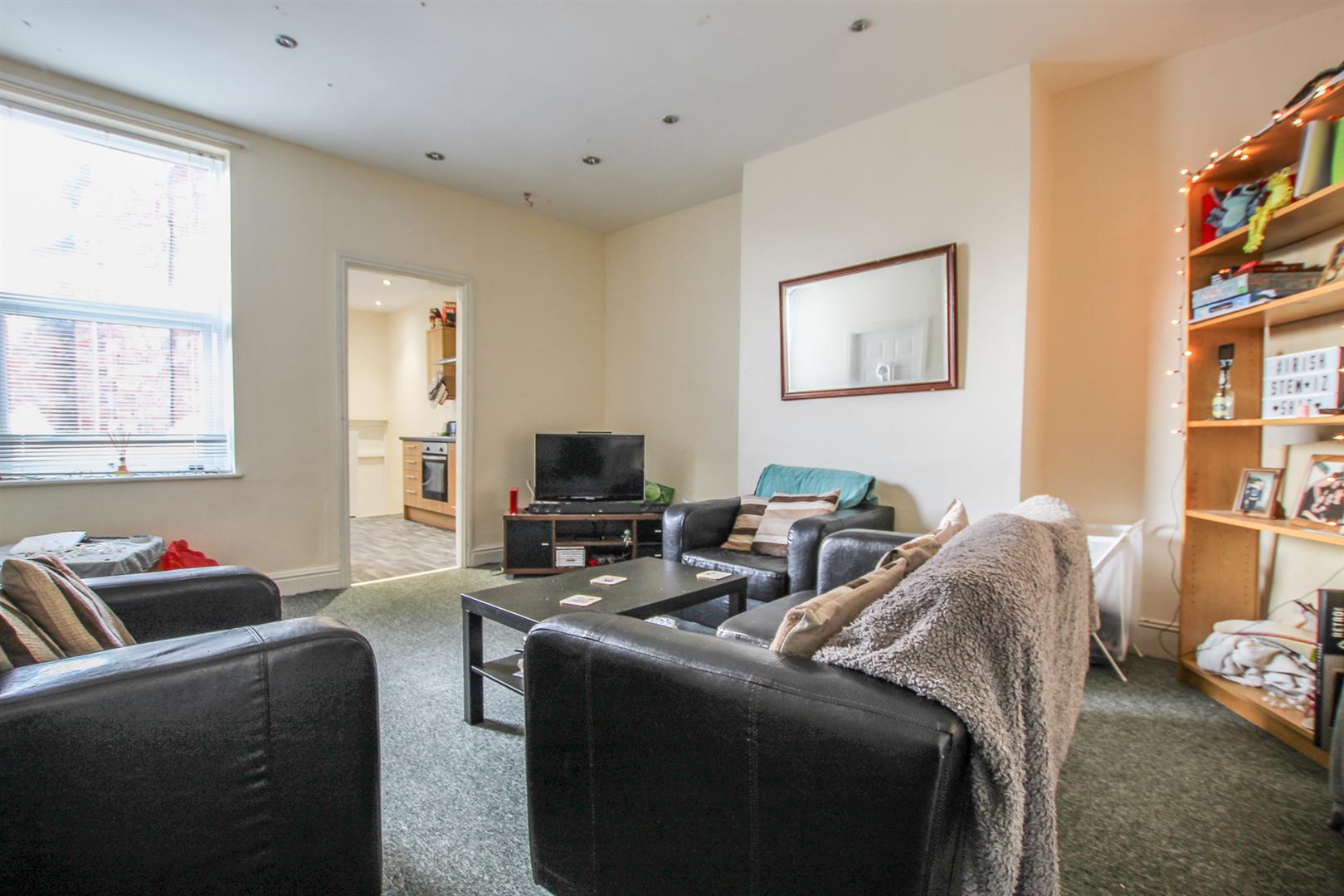 Grosvenor Gardens – 4 Bedrooms – £99PPPW